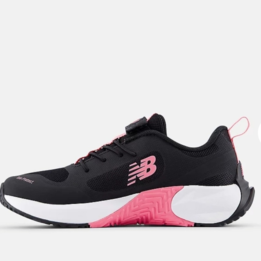 New Balance Fuel Cell Play With Bungee Sneakers -NEW - Picture 4 of 13